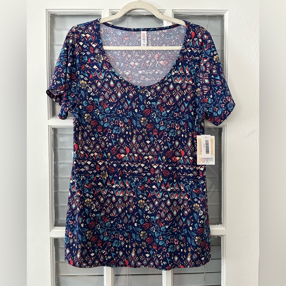 NWT Lularoe Women’s L Classic T Blue Floral Print Short Sleeve T-shirt